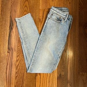 American Eagle Light Wash Jeans